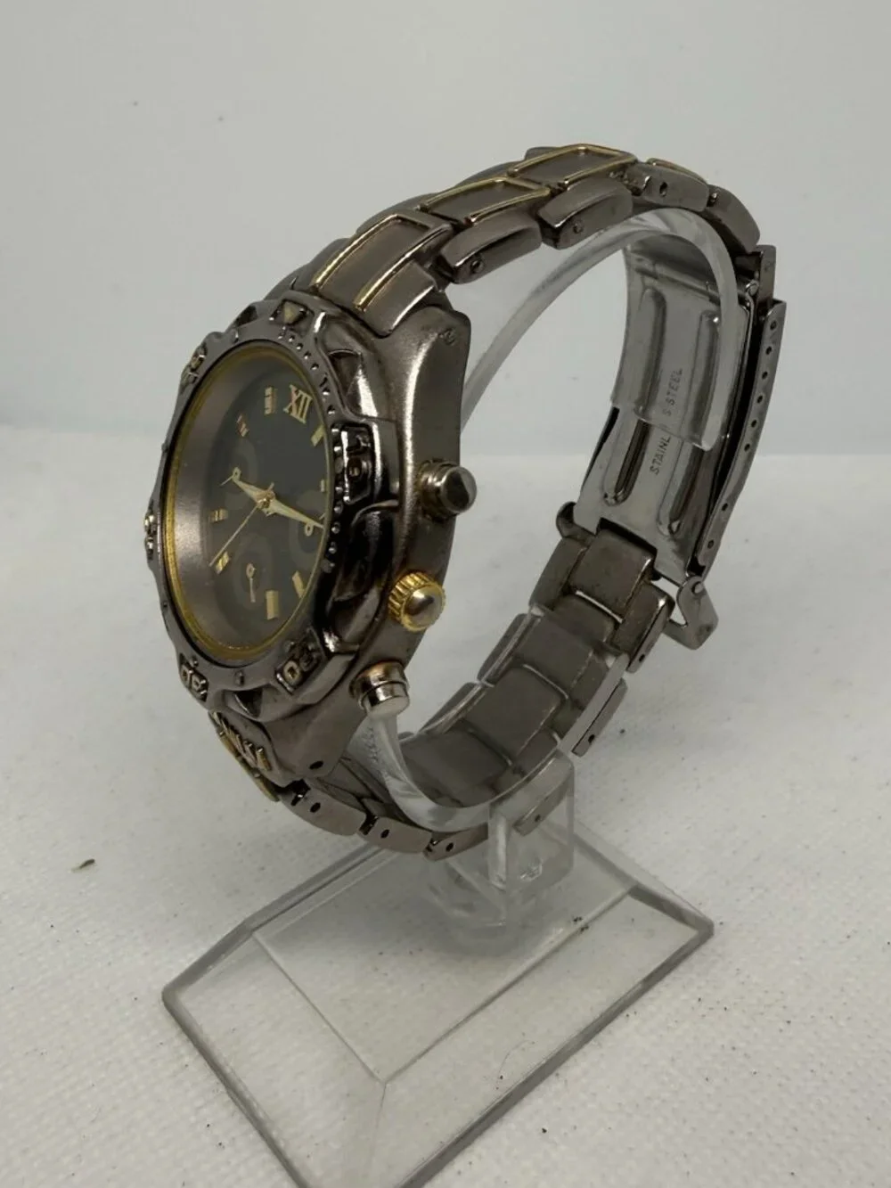 Universal Titanium Mens Two-Tone Chronograph Watch Grey Dial Gold Steel